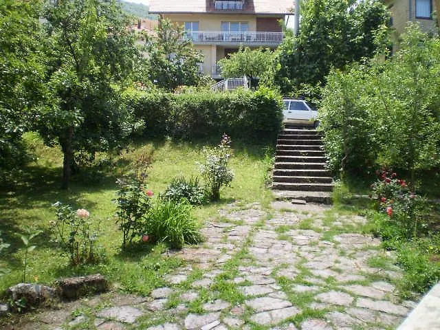 Elizabeta Lejlighed *